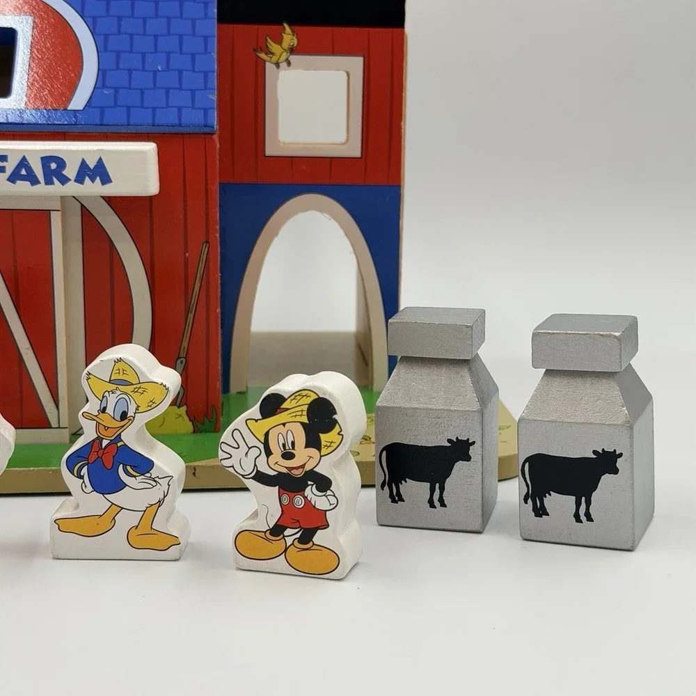 Melissa & Doug Disney Mickey Mouse Clubhouse On The Farm Wooden Barn Playset - Picture 3 of 10